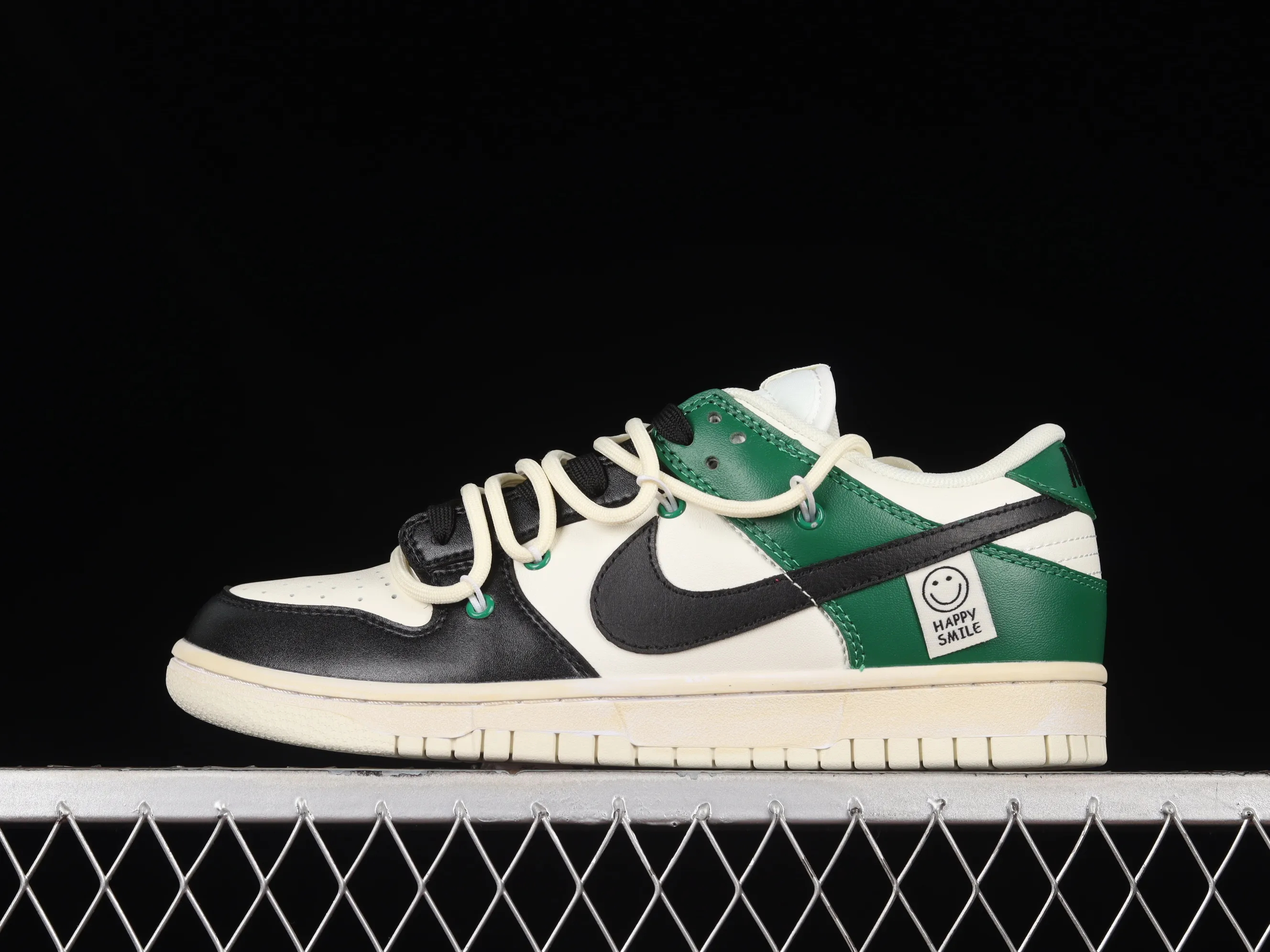 All categories Nk SB Dunk series Nk SB Dunk Low low-top sneakers Nk Dunk Low white green customized version of deconstructed strap casual sneakers DJ6188-100